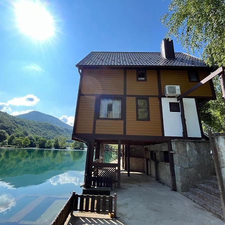 Rooms And Apartments Neron Bihac Lohovo Eksteriør bilde